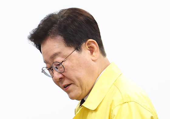 입장하는 이재명 대통령