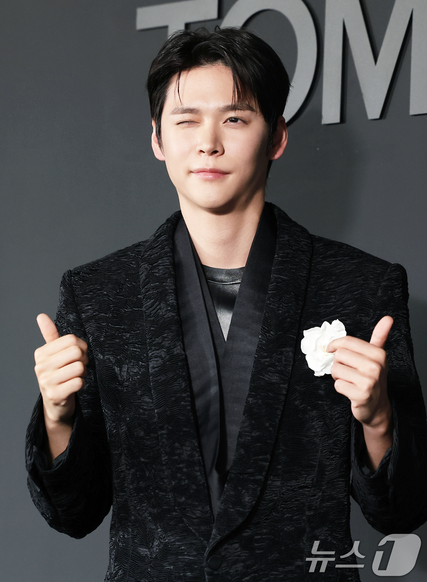 (서울=뉴스1) 권현진 기자 = 라이즈 은찬이 26일 서울 종로구 푸투라 서울에서 열린 톰 포드 뷰티 '블랙 오키드 리저브 코리아 행사'에 참석하고 있다. 2026.3.26/뉴스1 …