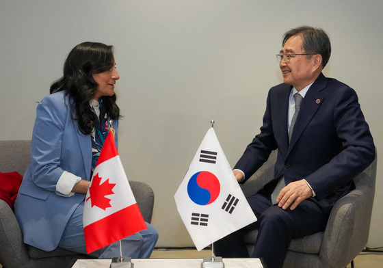 조현 장관, 한-캐나다 외교장관회담 개최