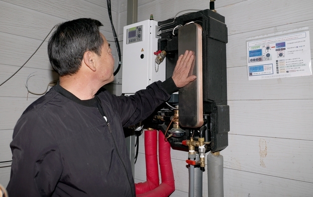 기름값 걱정 없는 산골마을…괴산이 만든 '숲 난방' 실험