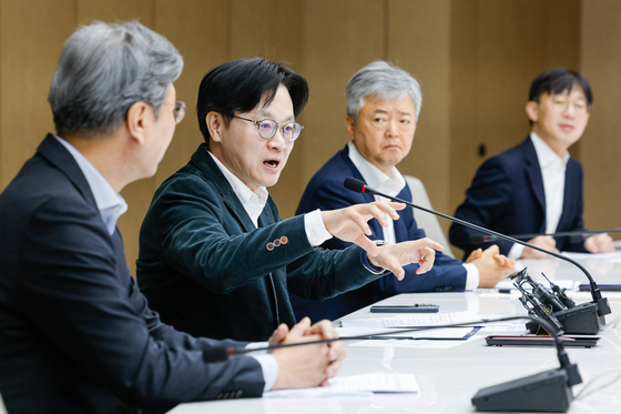 중동전쟁 장기화, 경제단체 만난 산업장관