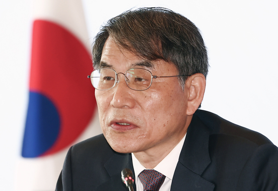 선거자문회의서 인사말 하는 노태악 위원장