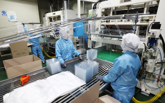 "공장 셧다운 리스크 확산"…라면·과자 포장재 재고 아슬아슬