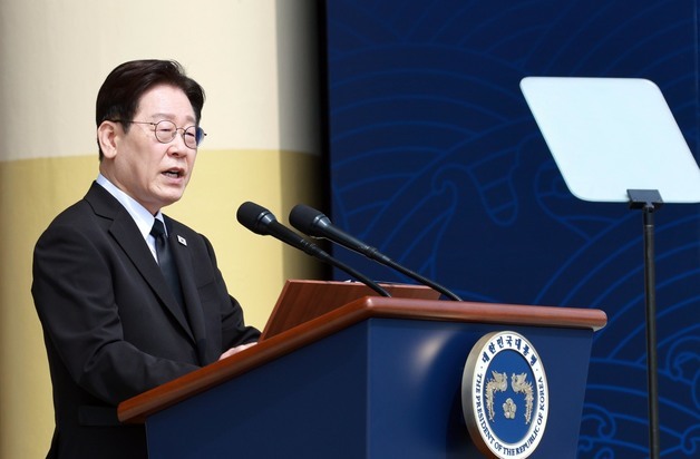 [전문]李대통령 "55인의 서해 수호 영웅들에게 머리 숙여 깊은 경의"