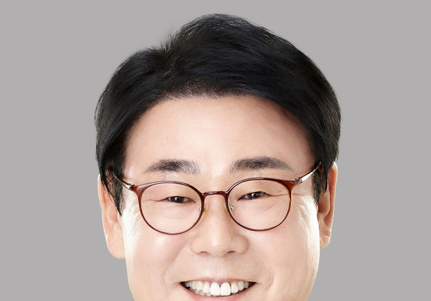 제주대 신임 총장에 양덕순 교수…"실천·성과로 신뢰받겠다"