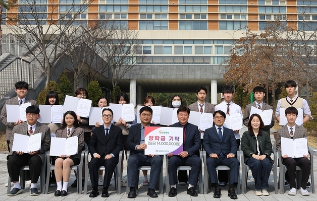 유영제약, 진천 광혜원고에 23년째 매년 장학금 1400만원 지원