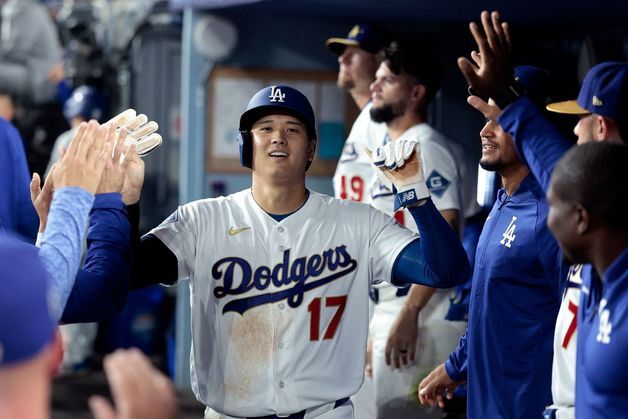 '통 큰' 오타니, 다저스 선수들 전원에게 600만원짜리 시계 선물