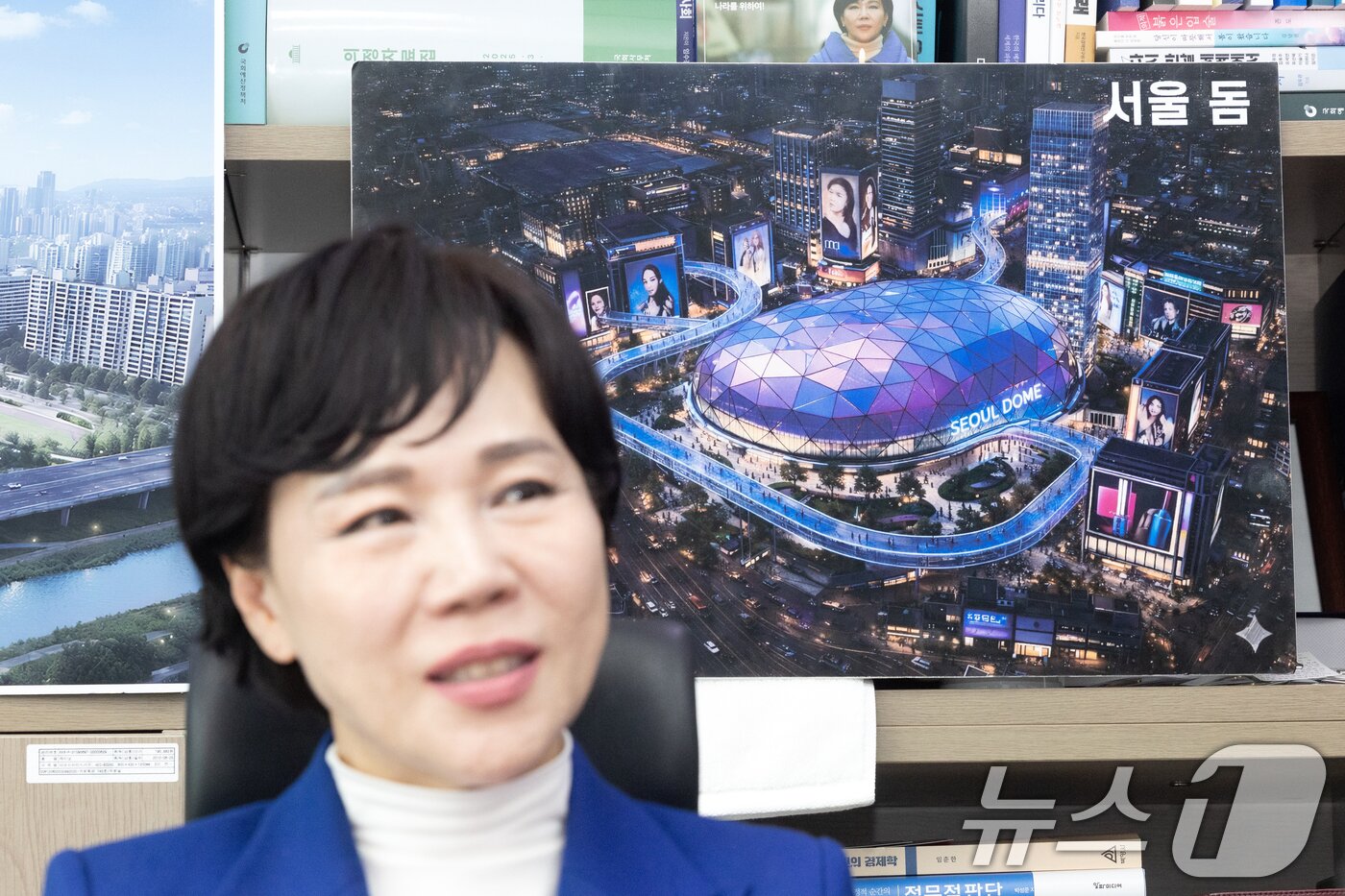 본문 이미지 - 더불어민주당 서울시장 본경선에 오른 전현희 의원이 27일 서울 여의도 국회 의원회관에서 뉴스1과 인터뷰하고 있다. ⓒ 뉴스1 이승배 기자