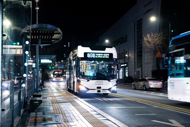 서울 새벽 깨우는 자율주행버스 'A741' 시동…"새벽 출근길 돕는다"