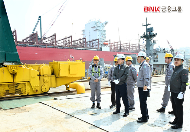 빈대인 BNK금융 회장, 연임 후 첫 행보로 산업·창업 현장 찾아