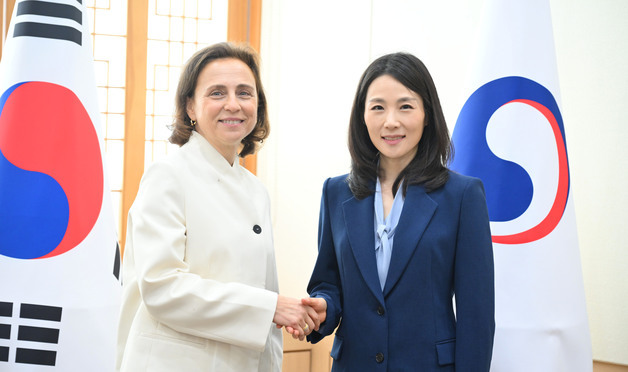 외교2차관, EU 대외관계청 사무총장 면담…안보·경제협력 확대 논의