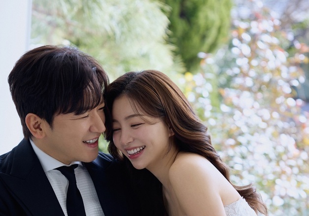 신화 이민우, 11세 연하 아내와 29일 결혼…전진·앤디 사회