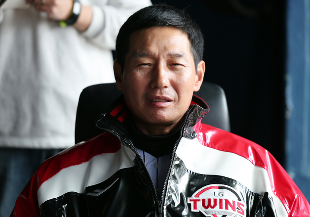 염경엽 감독, 개막전부터 총력전 예고