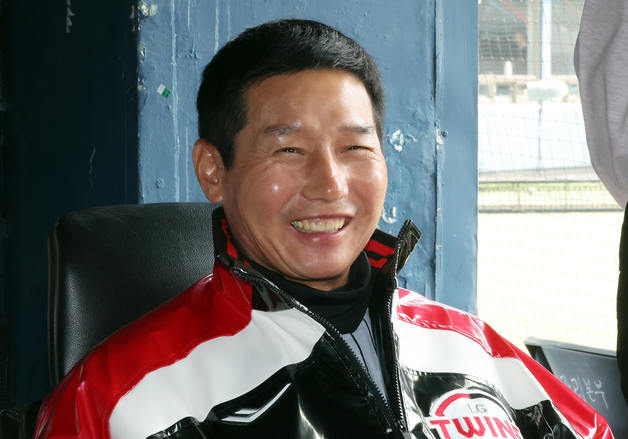 염경엽 감독, 개막전부터 총력전 예고