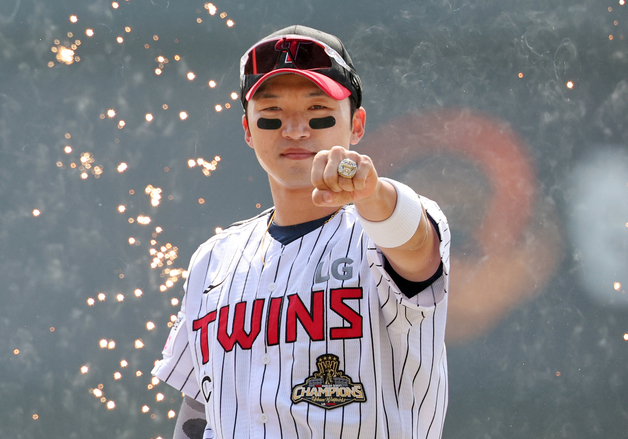 '박해민 역전 결승타' LG, SSG에 4-3 역전승…파죽의 6연승