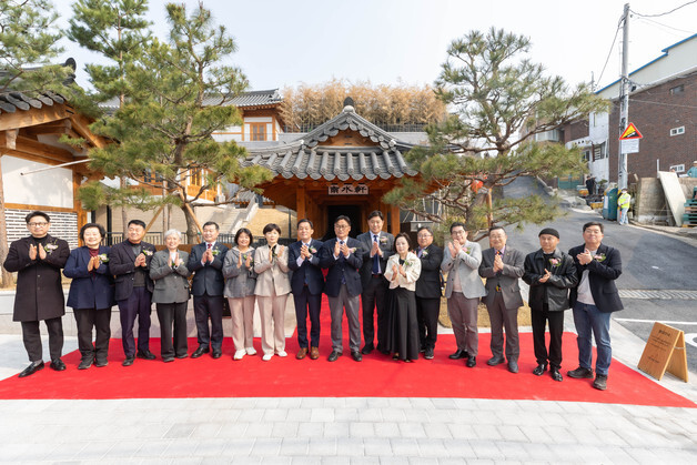 "한옥 숙박과 전통문화 체험 결합"…수원 '남수헌' 개관