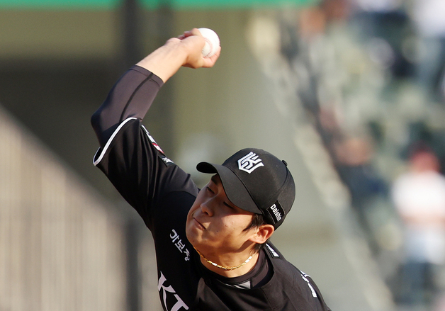 8회말 1사 상황 등판한 마무리 박영현