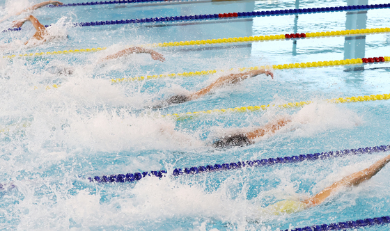 단 몇초 차이의 승부