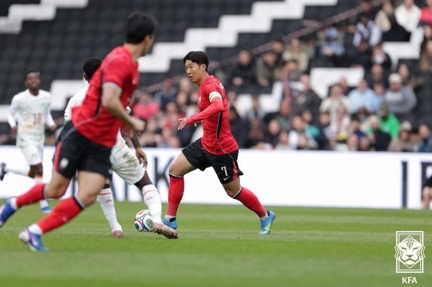 손흥민 "찬스가 왔을 때 골 넣어야…더 많이 준비해야 한다"