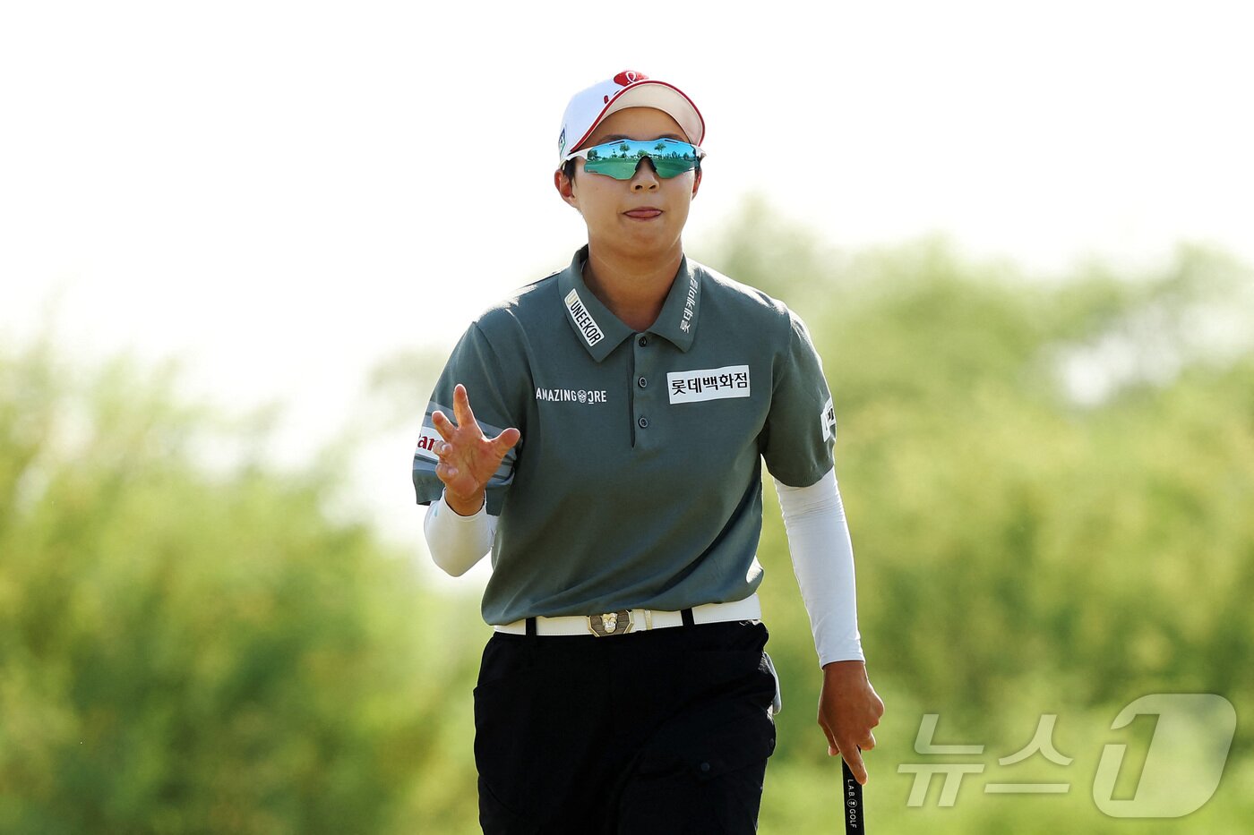 본문 이미지 - 김효주가 29일(한국시간) LPGA투어 포드 챔피언십 3라운드에서 단독 선두에 올랐다. ⓒ AFP=뉴스1