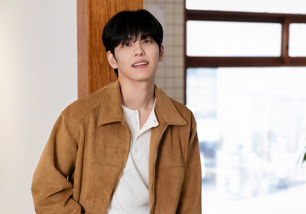 원필 "음악에만 담을 수 있는 '노필터' 감정…해소 필요했죠" [N인터뷰]