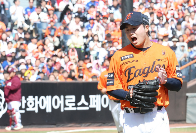 처음 도입한 '아시아쿼터'에 울고 웃은 프로야구…잘 뽑으면 '든든'