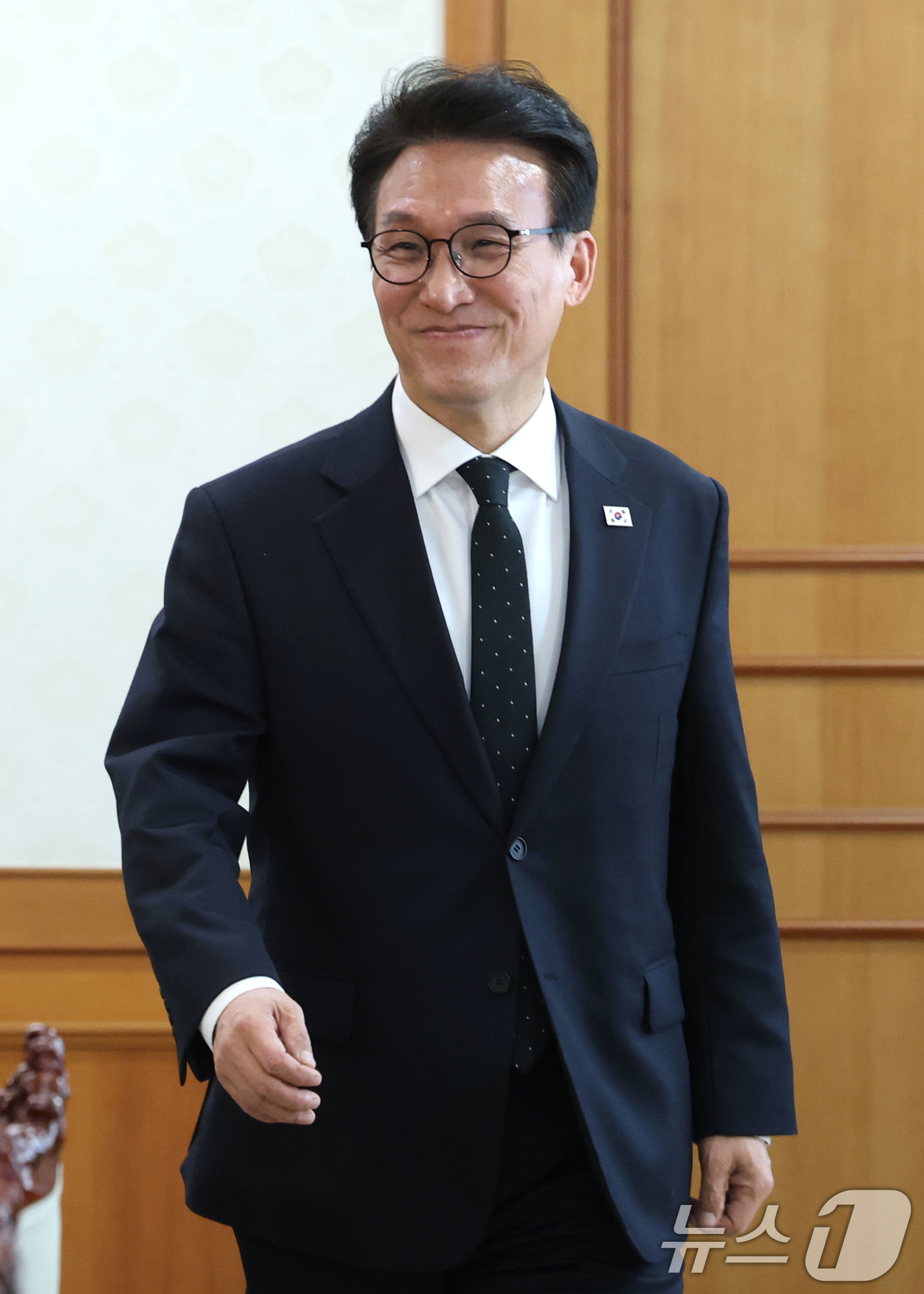 (서울=뉴스1) 이광호 기자 = 김민석 국무총리가 29일 오후 서울 종로구 정부서울청사에서 열린 비상경제본부회의에 참석하고 있다. 2026.3.29/뉴스1