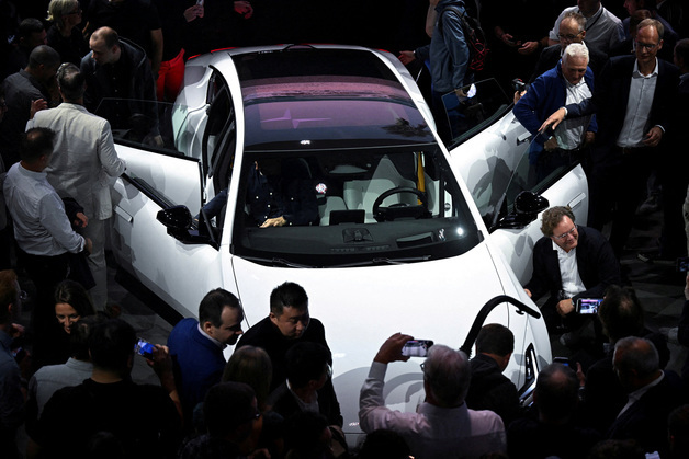 주요국 보조금 부활에 전기차 판매 '날개'…"국내 추가 예산배정 시급"