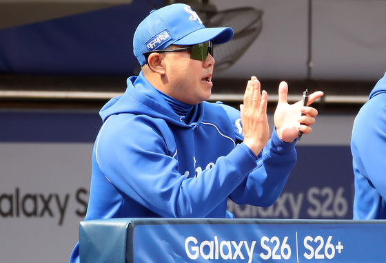 박진만 삼성 감독 "나도 이적해봤다…광주 온 최형우 안정감 느낄 것"