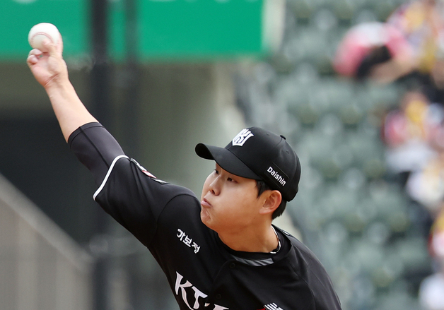 소형준, 안정감 넘치는 투구