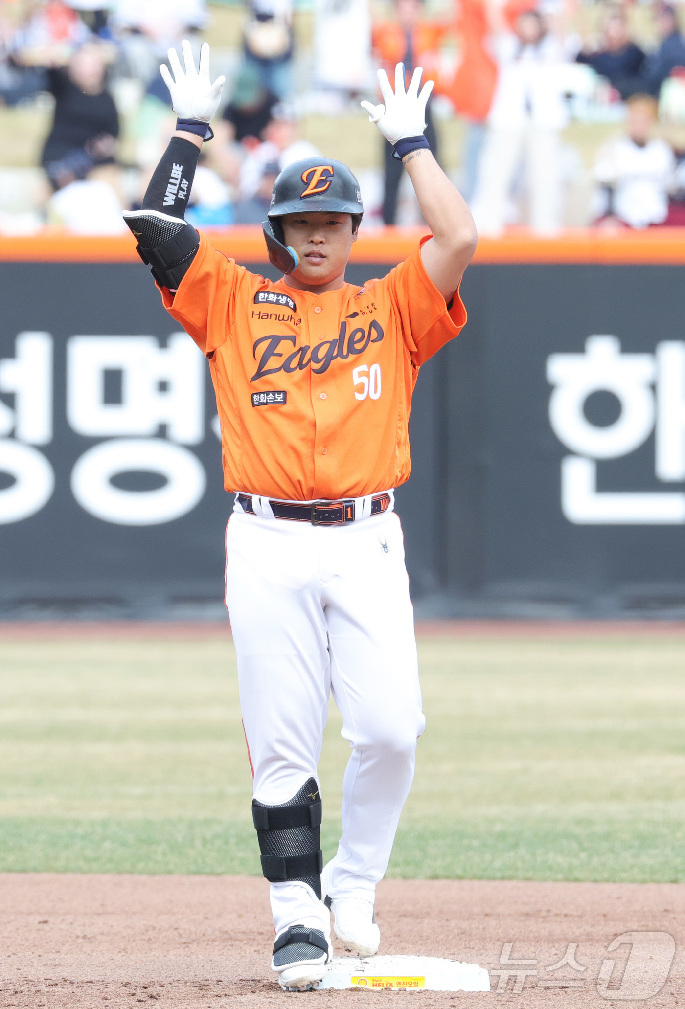 (대전=뉴스1) 김기남 기자 = 29일 대전 한화생명볼파크에서 열린 2026 신한 SOL KBO리그 키움 히어로즈와 한화 이글스의 경기에서 4회말 한화 강백호가 2사 만루에서 2타 …