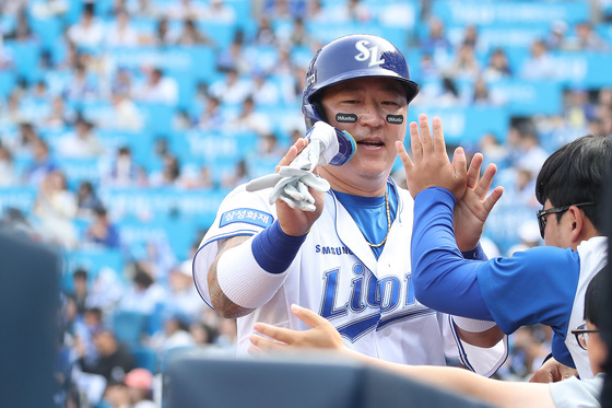 최형우 '추격하자'