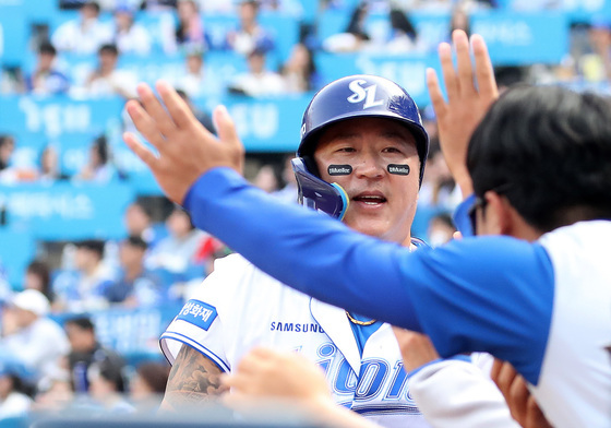 최형우 '추격하자'