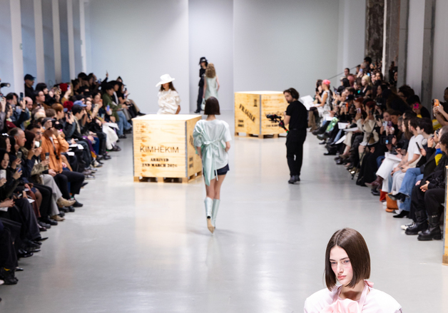 '컨셉코리아 2026 F/W'…해체적 디테일 강조한 김해김 컬렉션