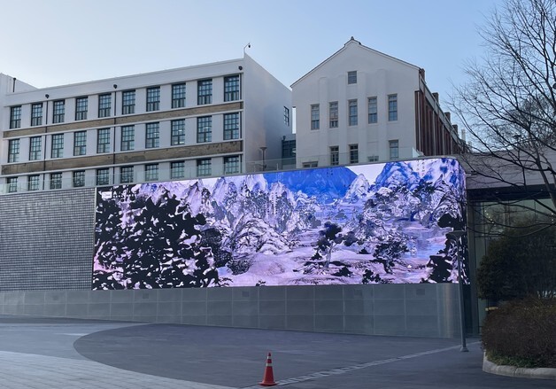 "경주의 감동, 광주로"…ACC, 이이남 'APEC 정상회의 미디어아트' 상영