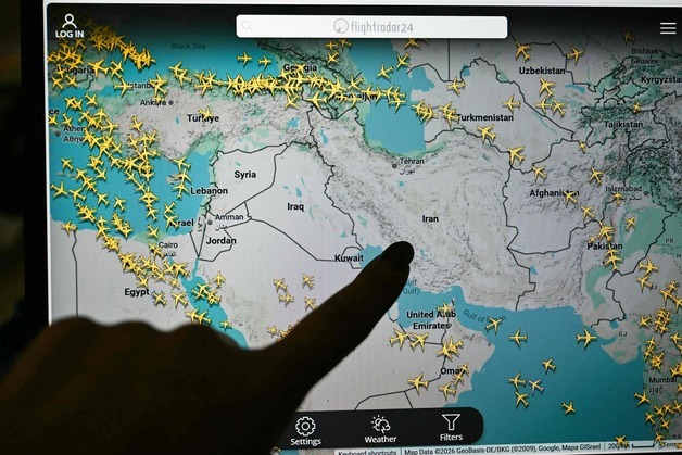 이란 사태에 중동 항공편 日 4000편씩 취소…"공항 오기 전 확인"