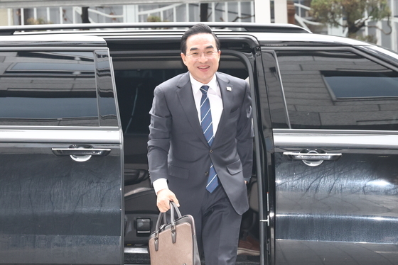 청문회 준비사무실 출근하는 박홍근 장관 후보자