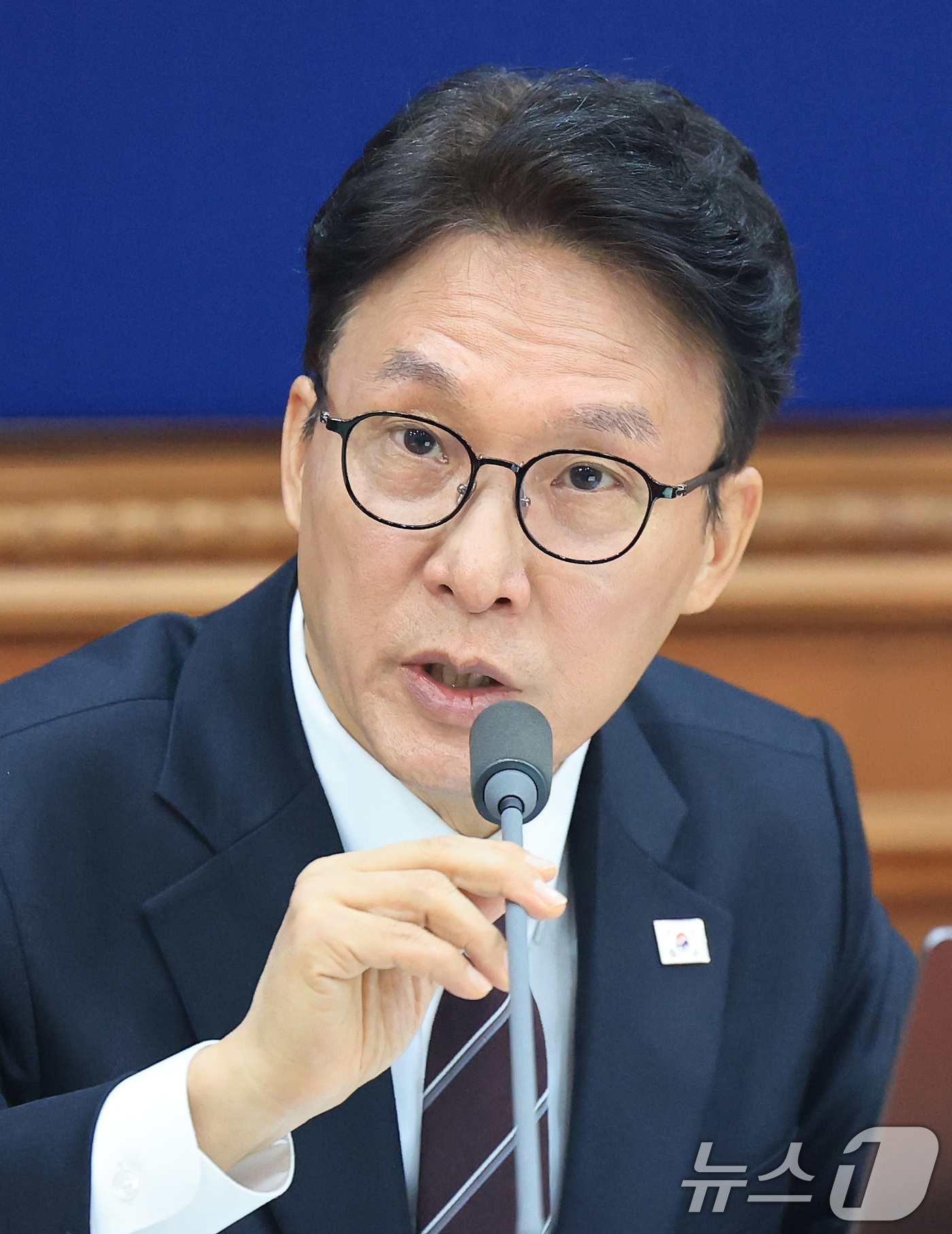 (서울=뉴스1) 임세영 기자 = 김민석 국무총리가 3일 서울 종로구 정부서울청사에서 열린 국무회의에서 모두발언을 하고 있다. 2026.3.3/뉴스1