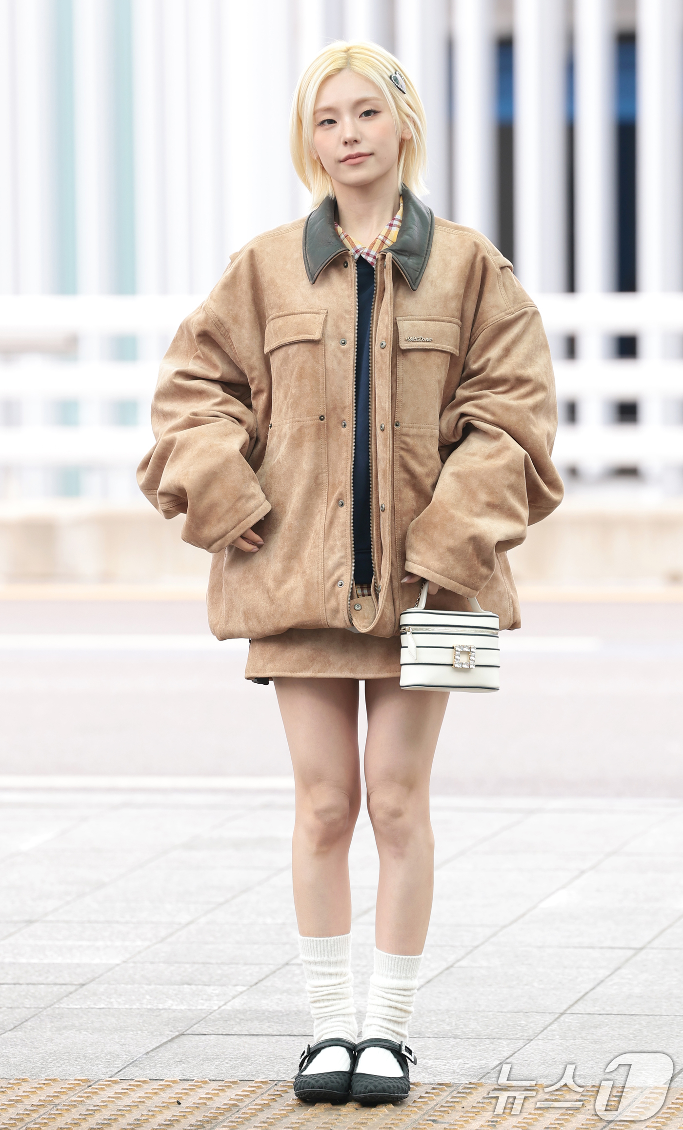 (인천공항=뉴스1) 권현진 기자 = 있지 예지가 해외 일정을 위해 3일 인천국제공항을 통해 프랑스 파리로 출국하고 있다. 2026.3.3/뉴스1