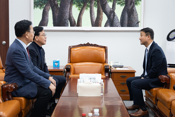 논의하는 여야 원내대표