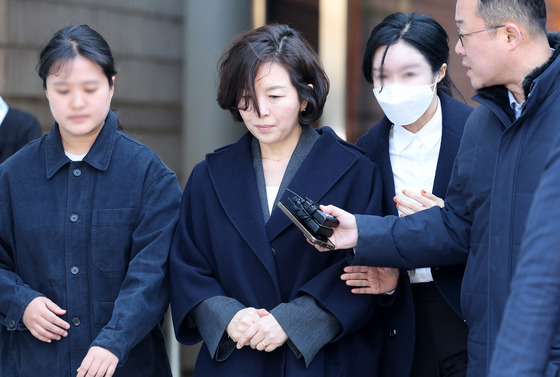 '1억 공천헌금' 김경 구속영장 심사 2시간 30분만 종료(종합)