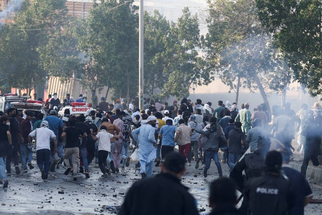 "美해병대, 파키스탄 남부 카라치 영사관 습격 시위대에 발포"