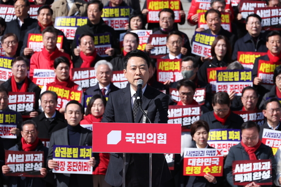 장동혁 "李대통령, 장기독재 꿈 버리고 사법파괴 3법 거부권 행사해야"