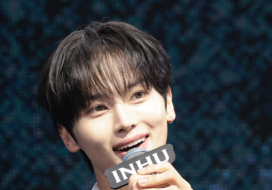 튜넥스 인후, 꿈만 같은 데뷔 쇼케이스