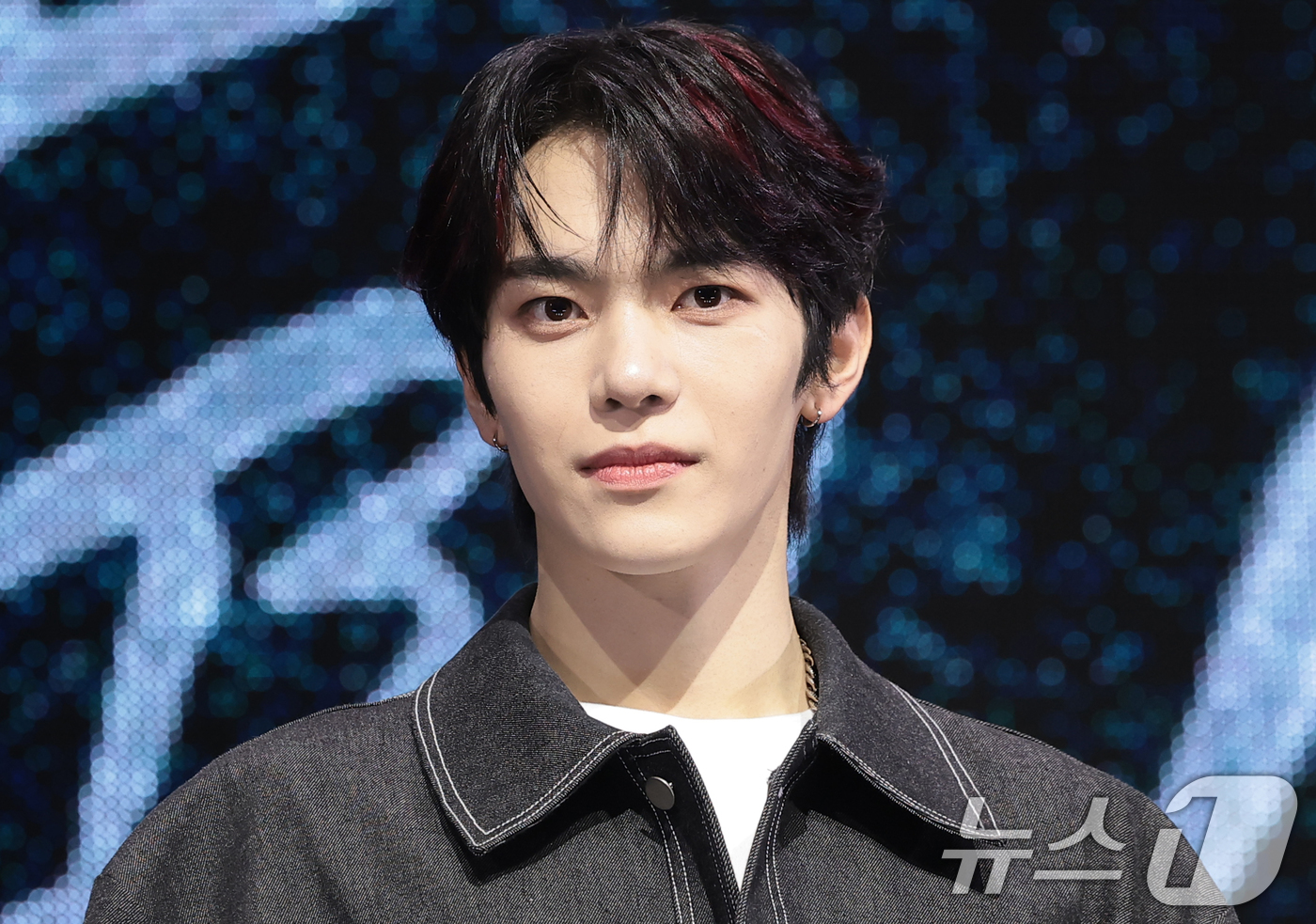 (서울=뉴스1) 권현진 기자 = TUNEXX(튜넥스) 동규가 3일 서울 광진구 예스24라이브홀에서 가진 첫 번째 미니앨범 ‘SET BY US ONLY(셋 바이 어스 온리)’ 쇼케이 …