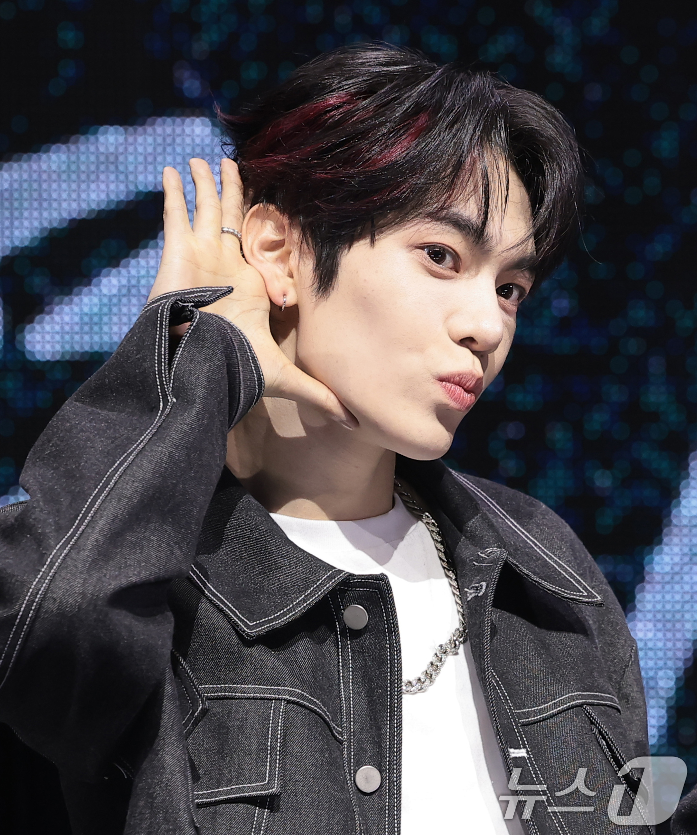 (서울=뉴스1) 권현진 기자 = TUNEXX(튜넥스) 동규가 3일 서울 광진구 예스24라이브홀에서 가진 첫 번째 미니앨범 ‘SET BY US ONLY(셋 바이 어스 온리)’ 쇼케이 …