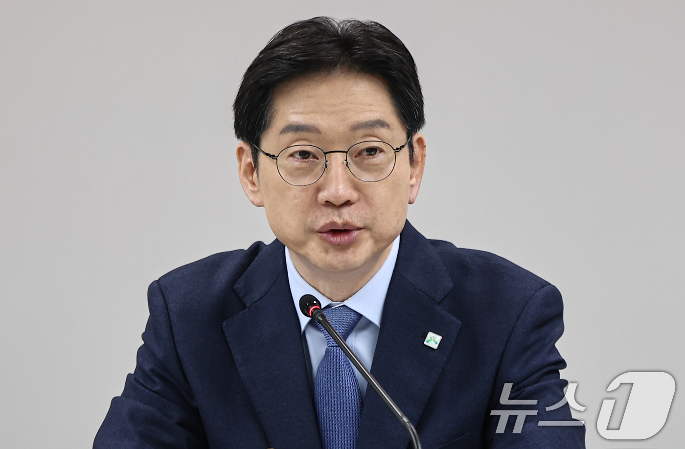 (서울=뉴스1) 김도우 기자 = 김경수 지방시대위원회 위원장이 3일 서울 종로구 한 사무실에서 열린 지방시대위원회 민간위원 및 전문위 합동 워크숍에서 인사말을 하고 있다. 2026 …