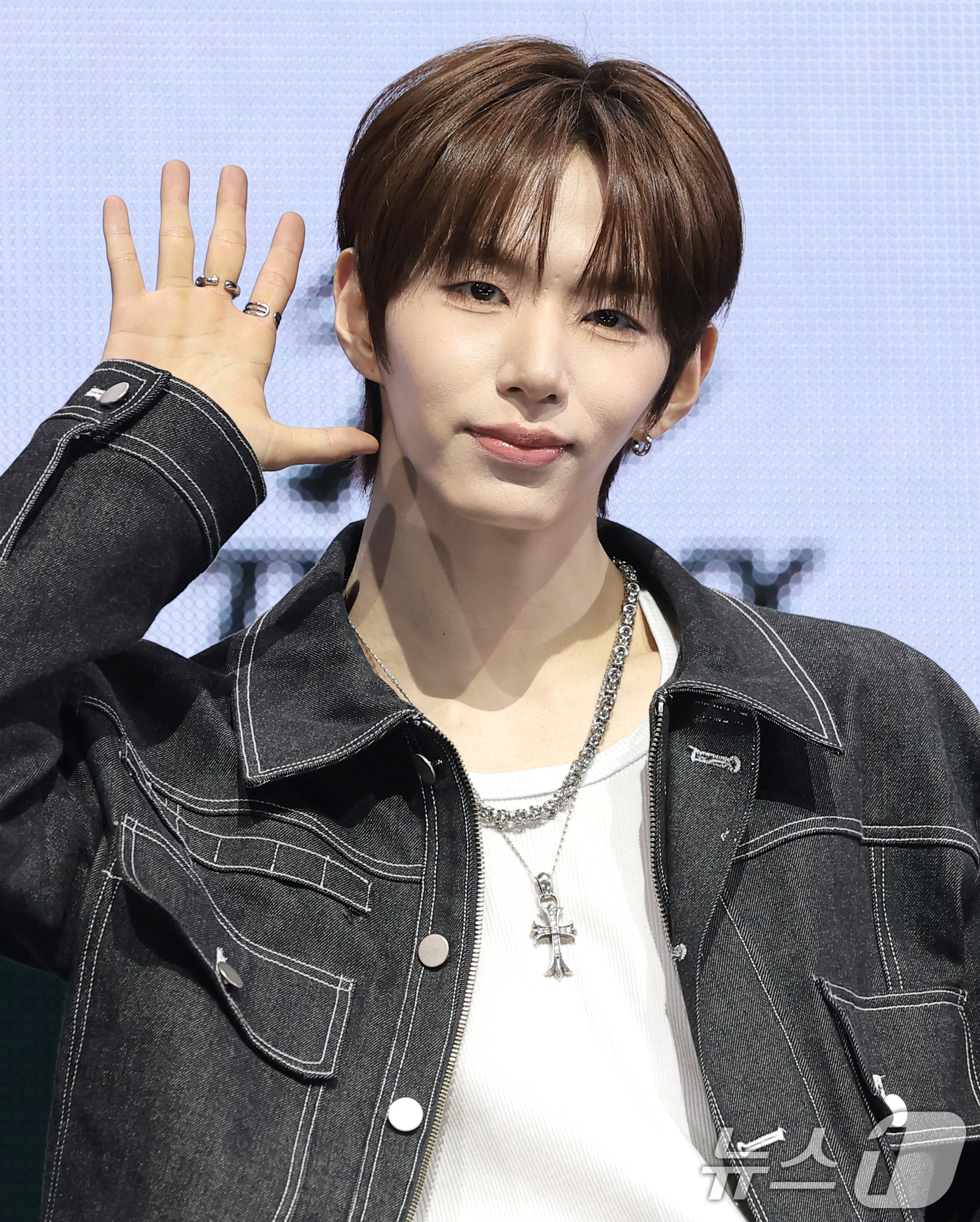 (서울=뉴스1) 권현진 기자 = TUNEXX(튜넥스) 성준이 3일 서울 광진구 예스24라이브홀에서 가진 첫 번째 미니앨범 ‘SET BY US ONLY(셋 바이 어스 온리)’ 쇼케이 …