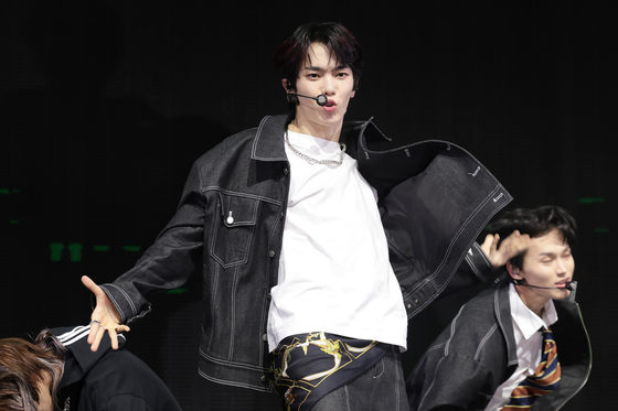 튜넥스 동규, 빛이 나는 무대