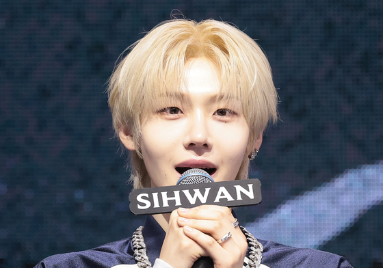 데뷔 소감 말하는 튜넥스 시환